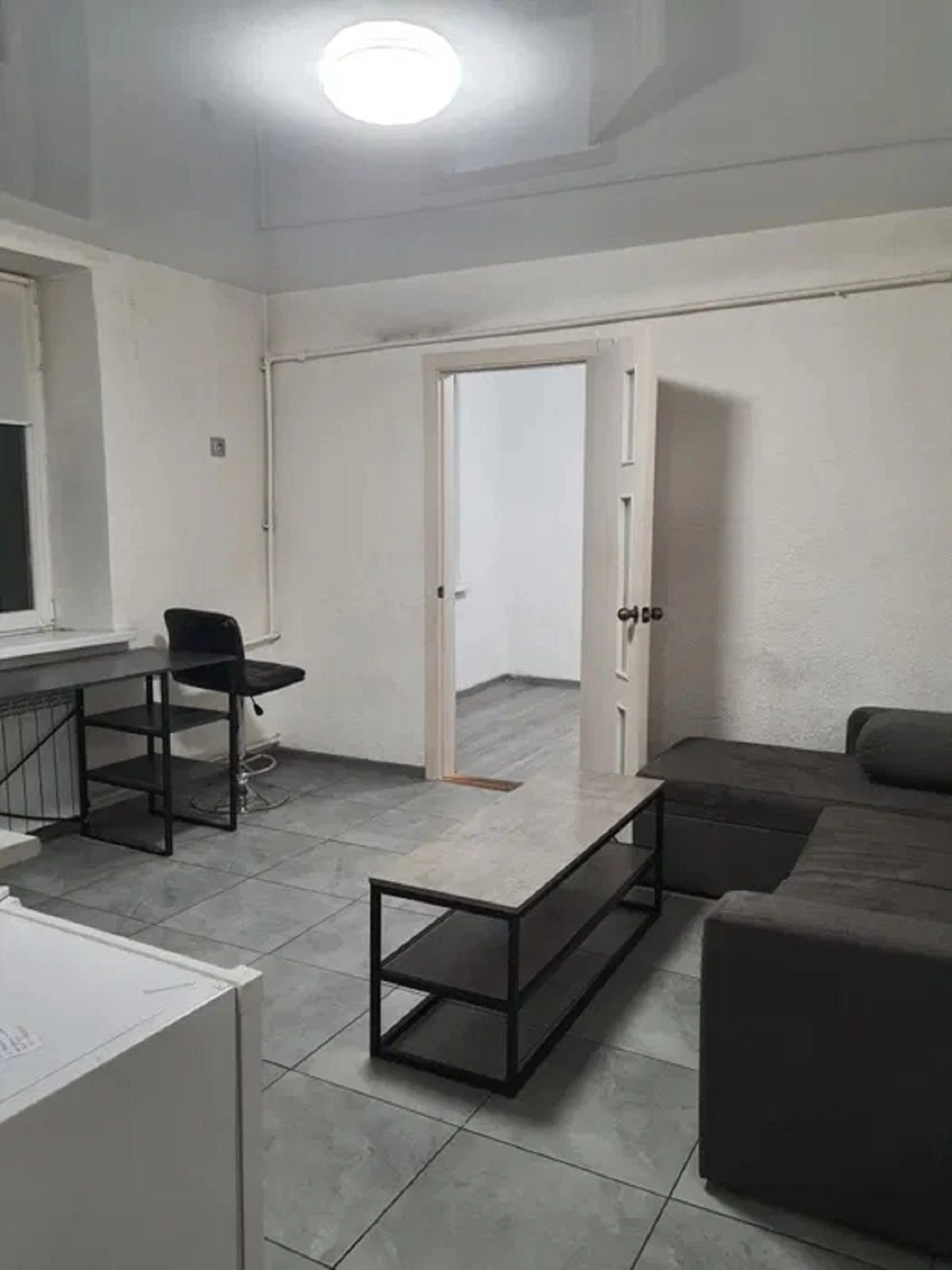 Apartments for sale. 2 rooms, 38 m², 2nd floor/2 floors. 1, Marshrutnaya ul., Odesa. 