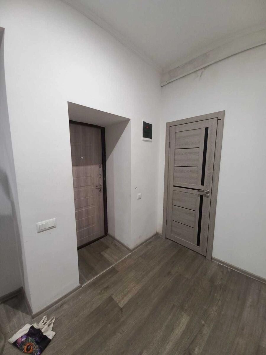 Продаж квартири. 1 room, 35 m², 1st floor/3 floors. Подільський (ленінський), Кропивницький. 