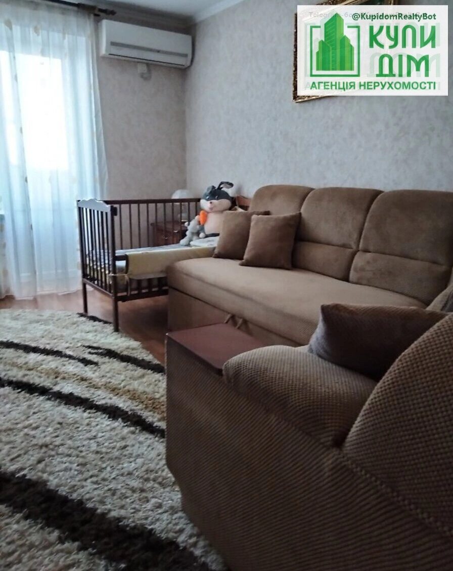 Продаж квартири 3 кімнати, 64 m², 9 пов./9 поверхів. Джерельний пров. (Родниковий), Кропивницький. 