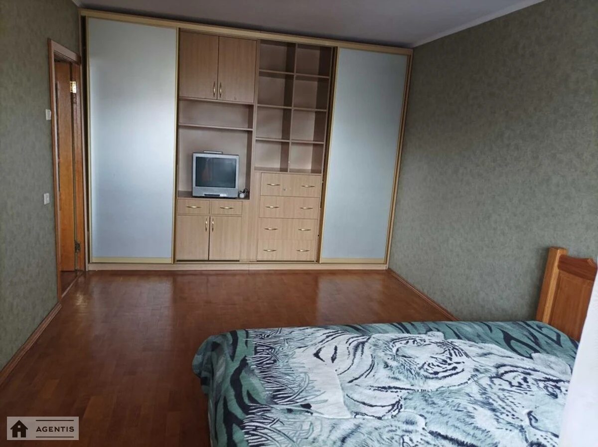 Здам квартиру. 1 room, 43 m², 8th floor/16 floors. 20, Чорнобильська 20, Київ. 