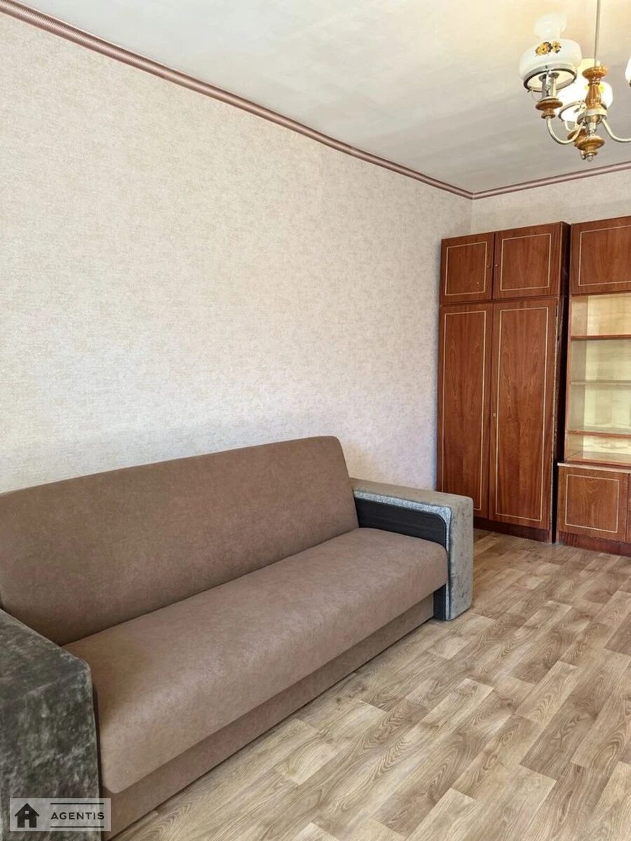 Здам квартиру. 3 rooms, 70 m², 3rd floor/5 floors. Оболонський район, Київ. 