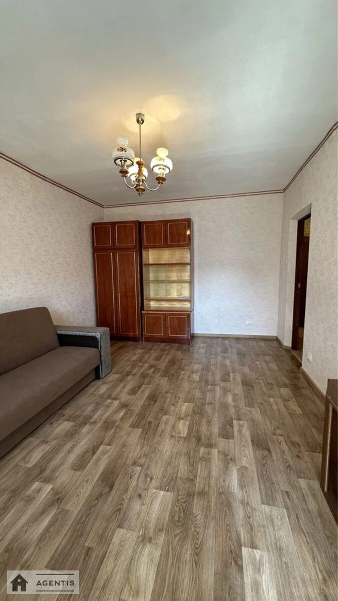 Здам квартиру. 3 rooms, 70 m², 3rd floor/5 floors. Оболонський район, Київ. 