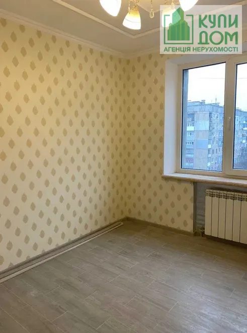 Продаж квартири 3 кімнати, 65 m², 7 пов./9 поверхів. Вулиця Героїв України , Кропивницький. 