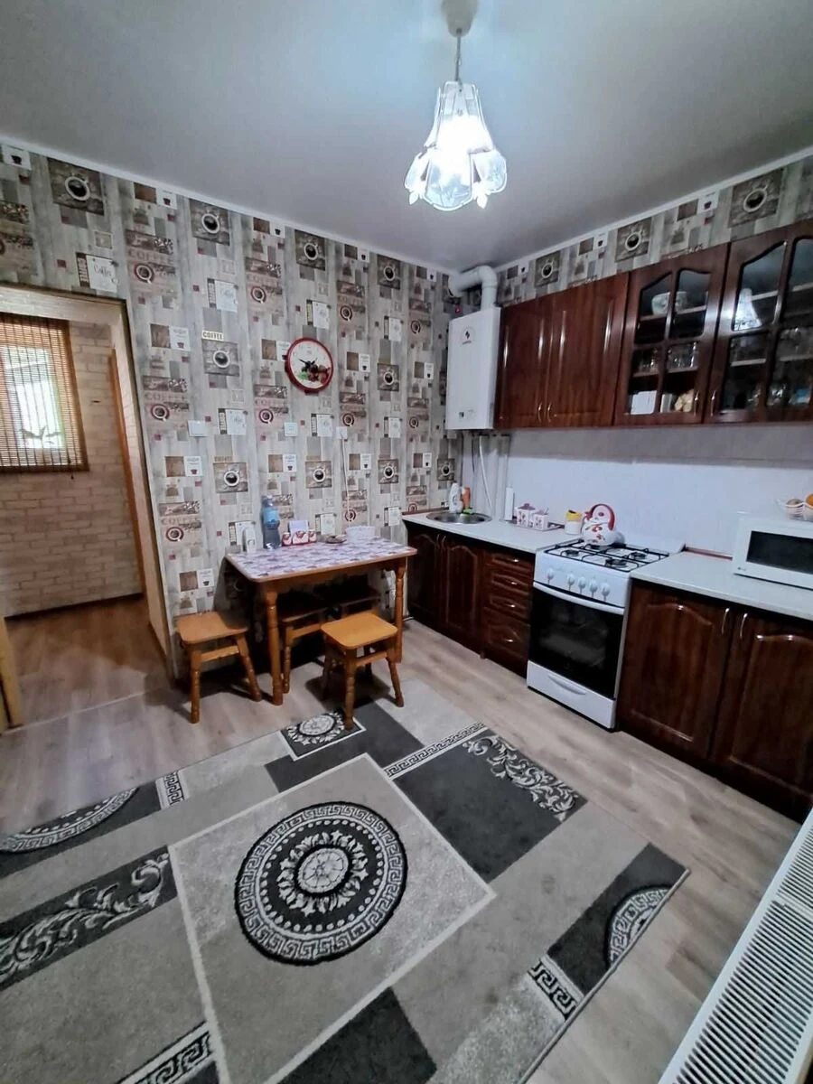 Продаж квартири 2 кімнати, 44 m², 1 пов./1 пов.. Фортечний (кіровський), Кропивницький. 