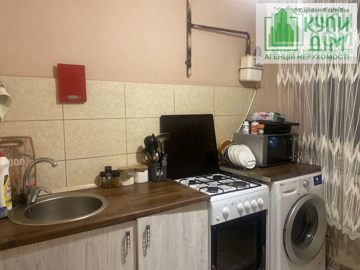 Продаж квартири. 2 rooms, 42 m², 1st floor/5 floors. Фортечний (кіровський), Кропивницький. 