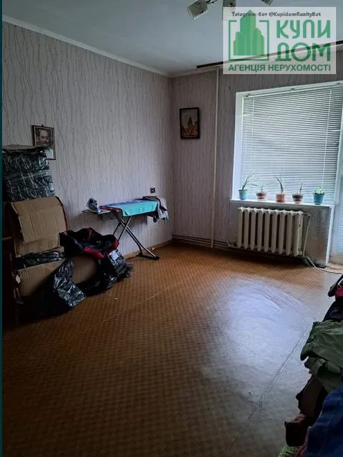 Продаж квартири 4 кімнати, 78 m², 1 пов./9 поверхів. Вулиця Вінстона Черчилля -(Хабаровська) , Кропивницький. 