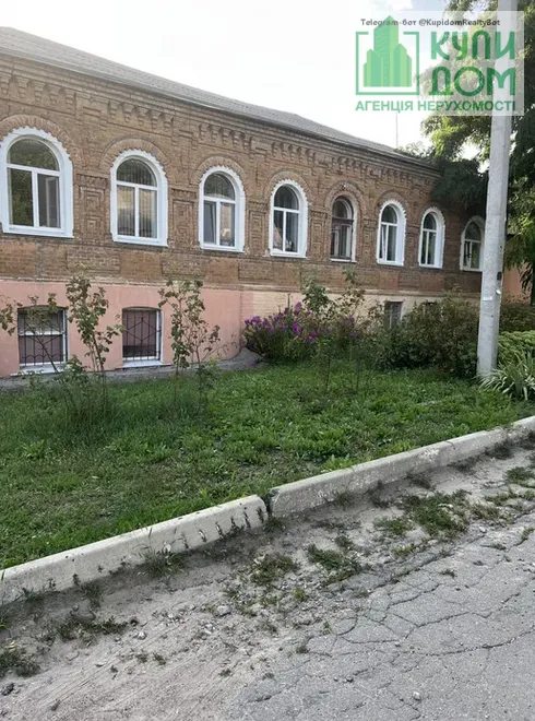 Продаж квартири 4 кімнати, 79 m², 2 пов./2 поверхи. Фортечний (кіровський), Кропивницький. 