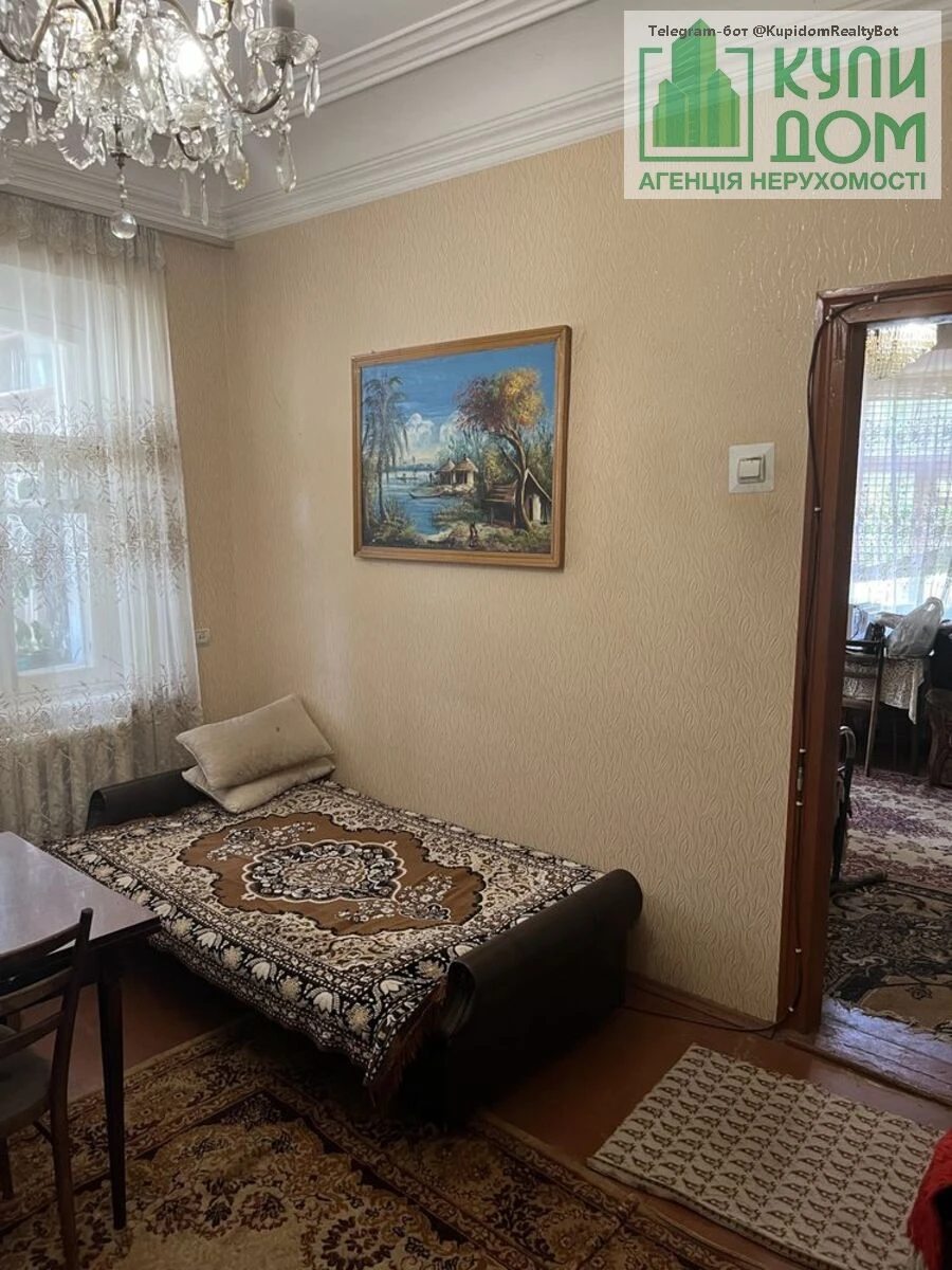 Продаж квартири 4 кімнати, 79 m², 2 пов./2 поверхи. Фортечний (кіровський), Кропивницький. 