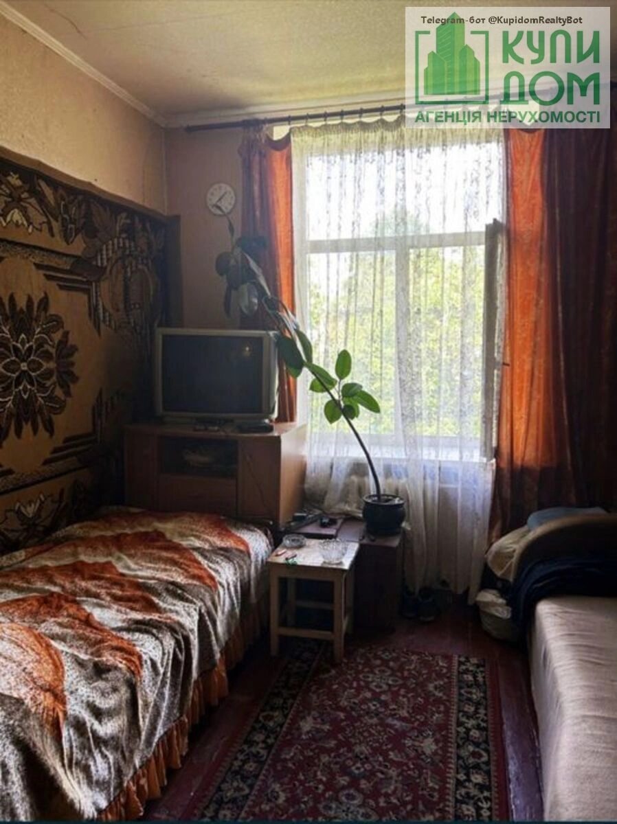 Apartments for sale. 1 room, 19 m², 3rd floor/3 floors. Fortechnyy kirovskyy, Kropyvnytskyy. 