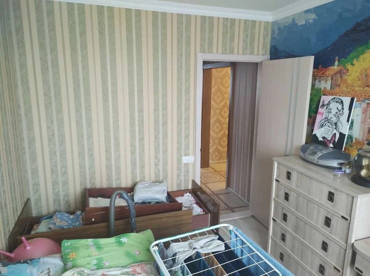 Продаж квартири 3 кімнати, 63 m², 9 пов./10 поверхів. Жадова вул., Кропивницький. 