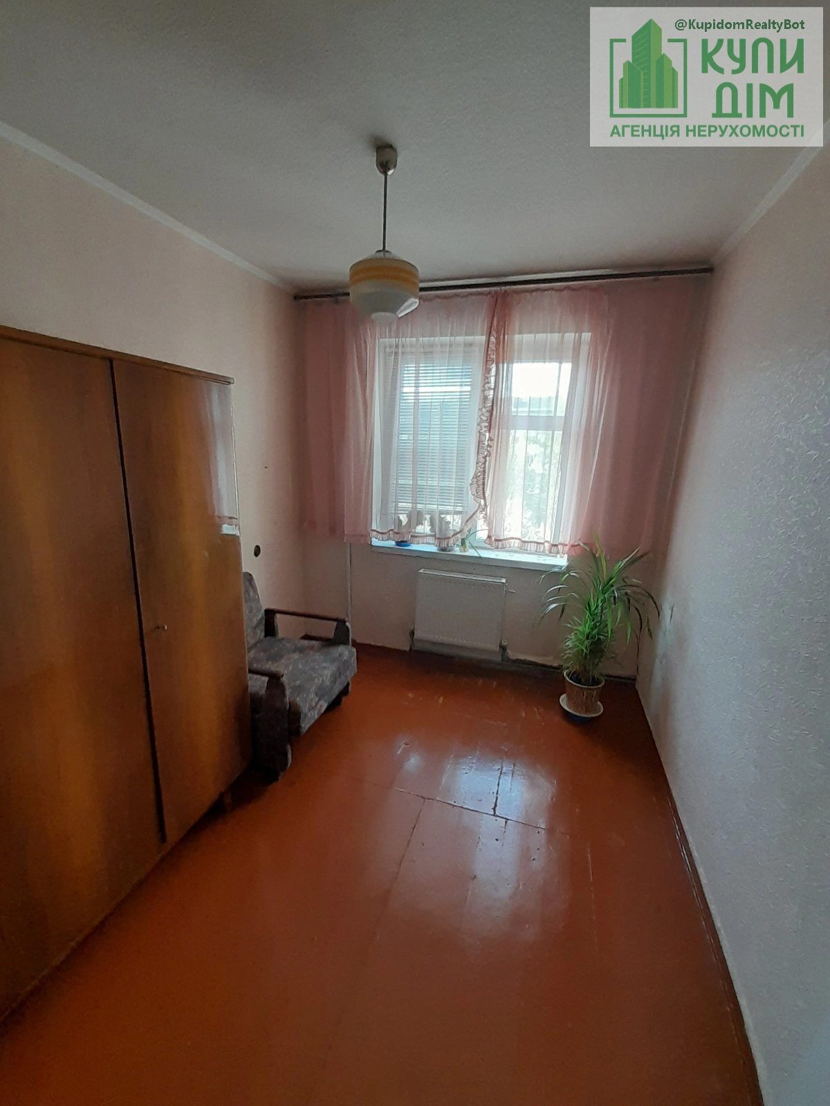 Продаж квартири. 4 rooms, 62 m², 4th floor/5 floors. Яновського , Кропивницький. 