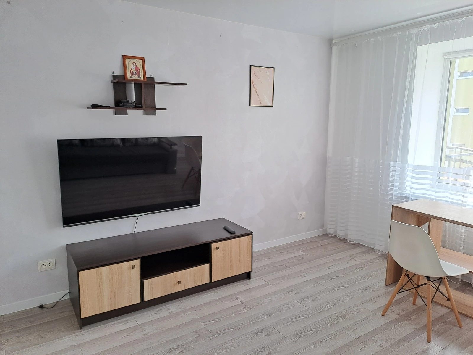 Apartment for rent. 1 room, 35 m², 9th floor/11 floors. Troleybusna vul., Ternopil. 