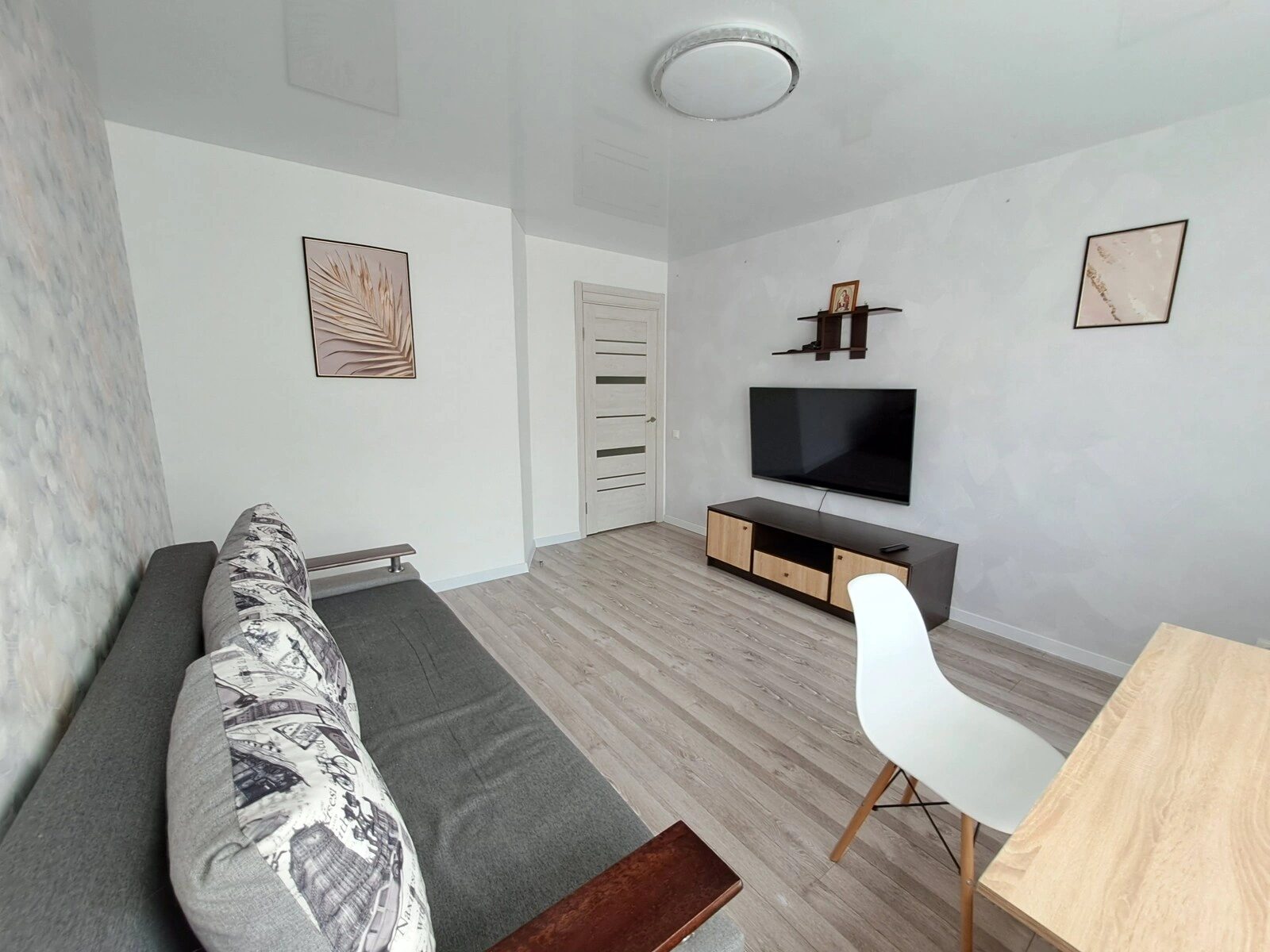 Apartment for rent. 1 room, 35 m², 9th floor/11 floors. Troleybusna vul., Ternopil. 
