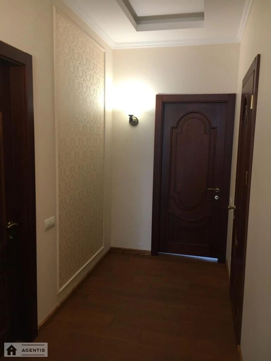 Apartment for rent. 4 rooms, 140 m², 7th floor/19 floors. Andriya Verkhohlyada vul. Mykhayla Drahomirova, Kyiv. 