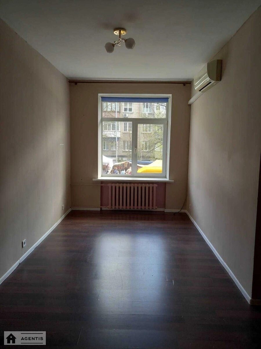 Apartment for rent. 1 room, 30 m², 1st floor/5 floors. 39, Dzhona Makkeyna vul. Ivana Kudri, Kyiv. 