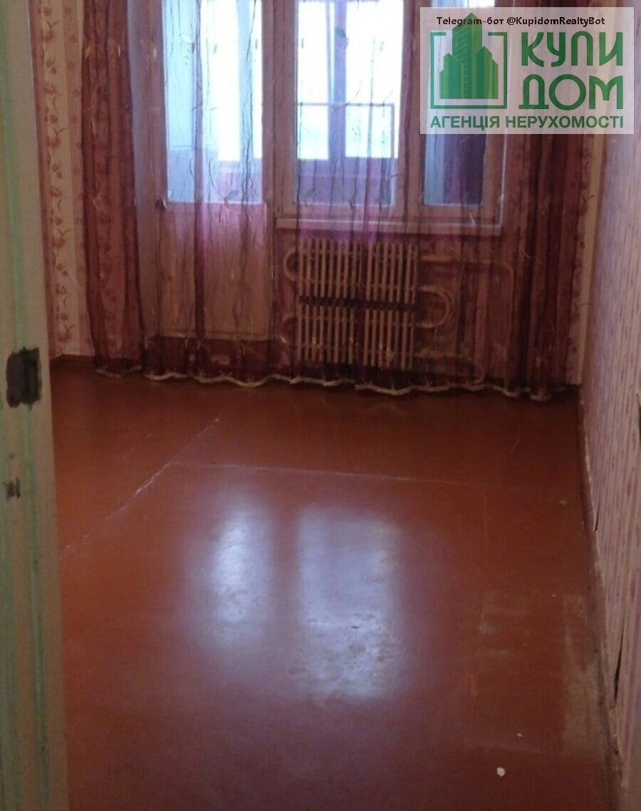 Продаж квартири 3 кімнати, 64 m², 9 пов./9 поверхів. Фортечний (кіровський), Кропивницький. 