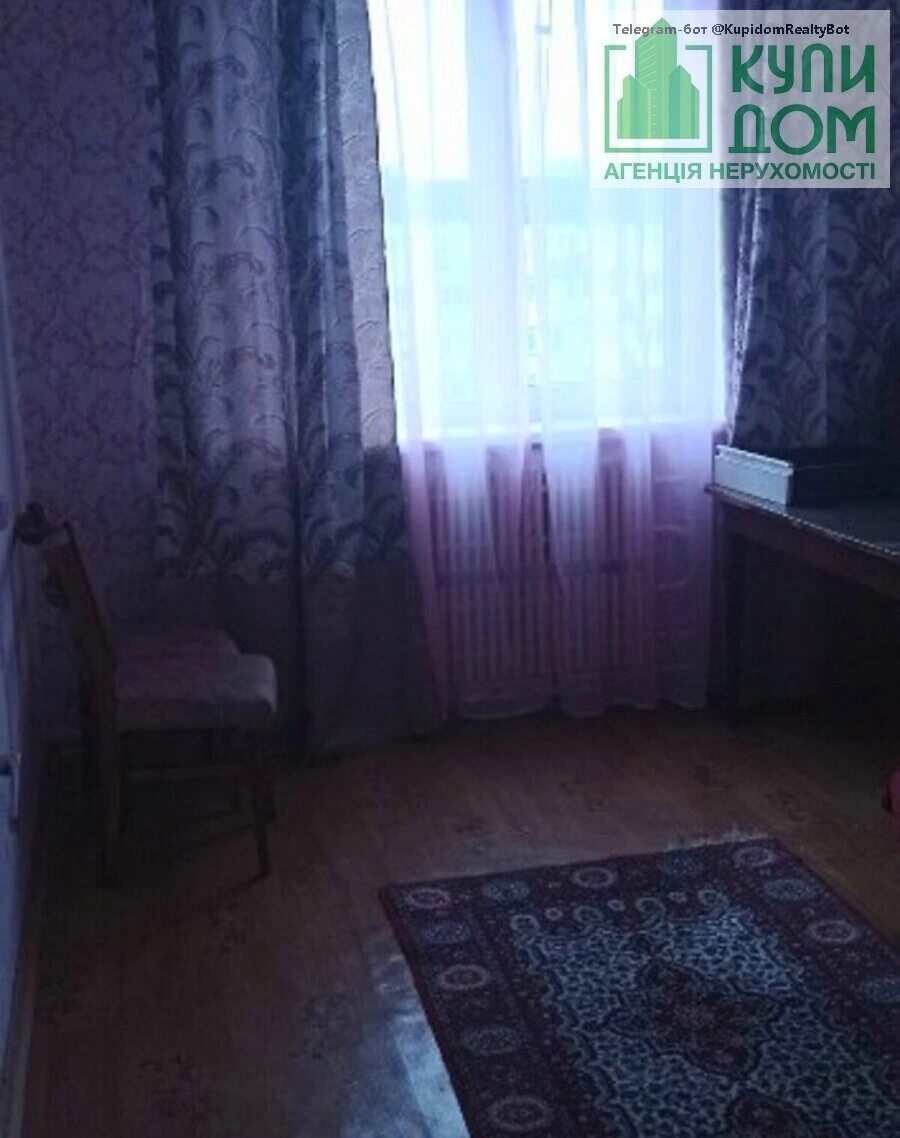 Продаж квартири 3 кімнати, 64 m², 9 пов./9 поверхів. Фортечний (кіровський), Кропивницький. 