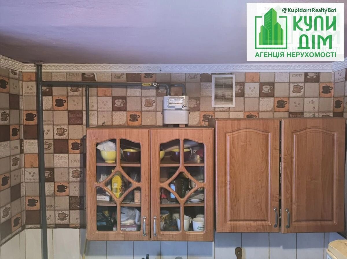 Продаж квартири 1 кімната, 35 m², 3 пов./5 поверхів. Незалежності вул. (Попова), Кропивницький. 