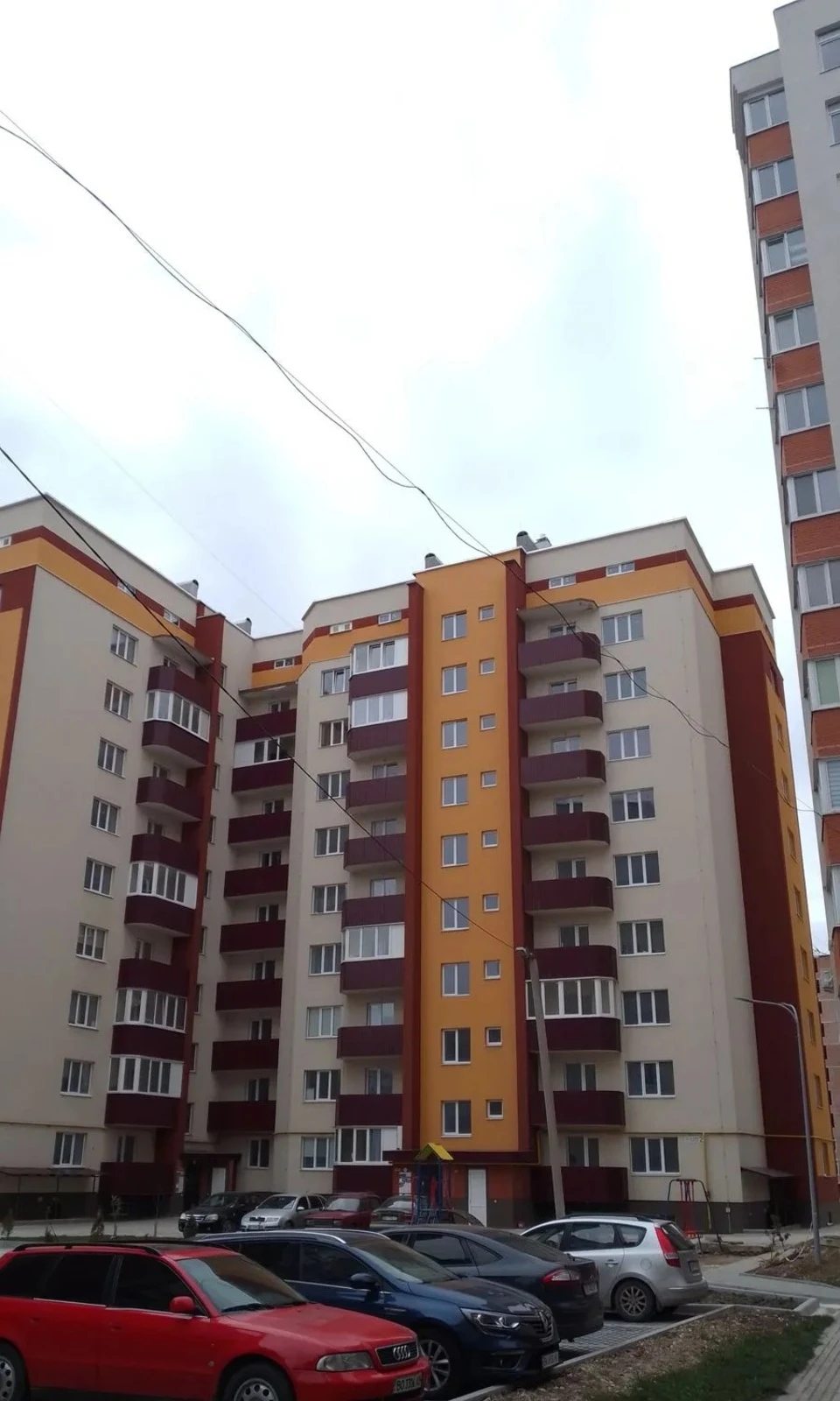 Apartments for sale. 1 room, 41 m², 1st floor/9 floors. Bam, Ternopil. 