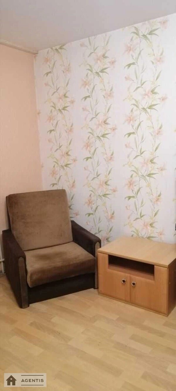 Apartment for rent. 1 room, 45 m², 12 floor/13 floors. 3, Olevska 3, Kyiv. 