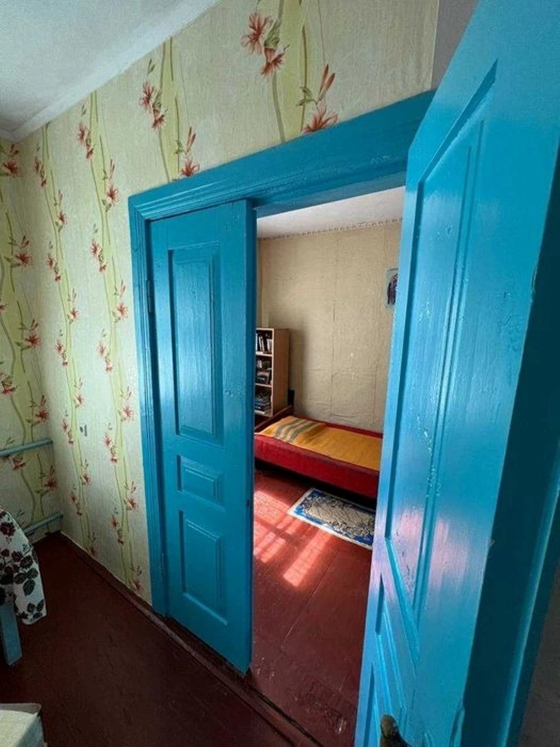 House for sale. 3 rooms, 57 m², 1 floor. Prybirsk. 