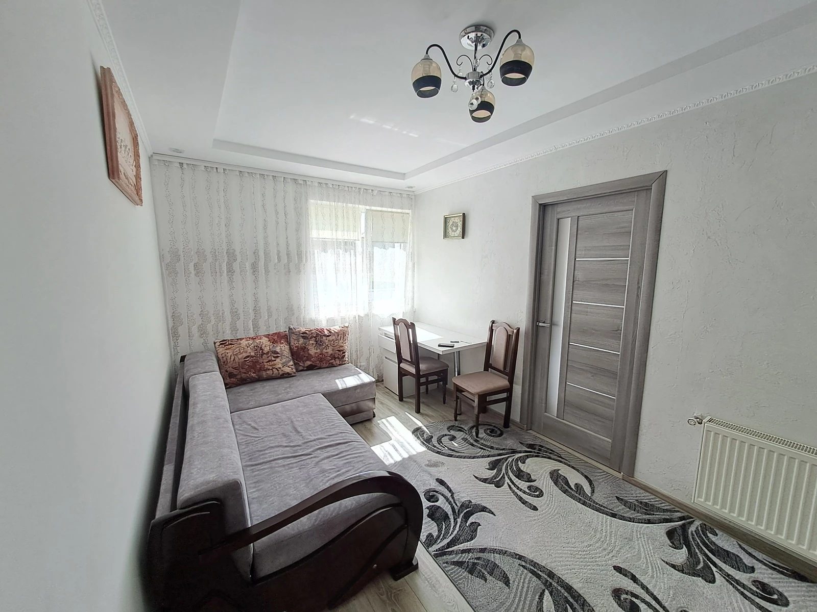 Продаж квартири. 2 rooms, 44 m², 1st floor/3 floors. Обїзна вул., Тернопіль. 