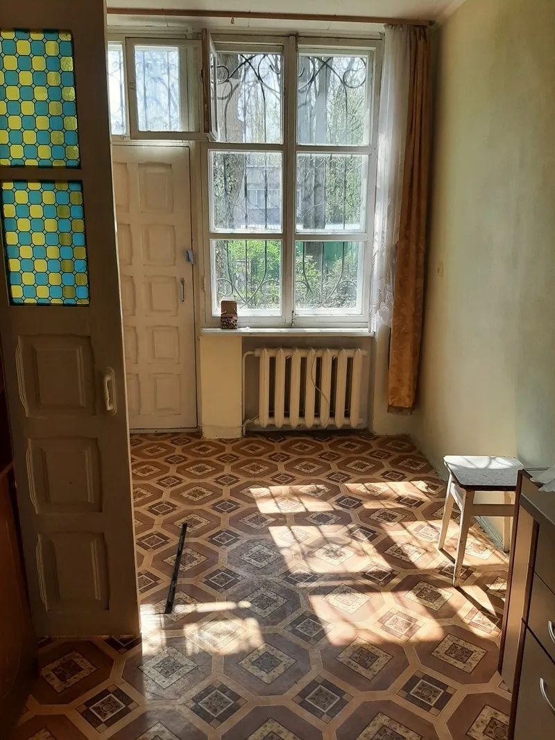 Продаж квартири. 1 room, 46 m², 1st floor/5 floors. 8, Терешковой , Одеса. 