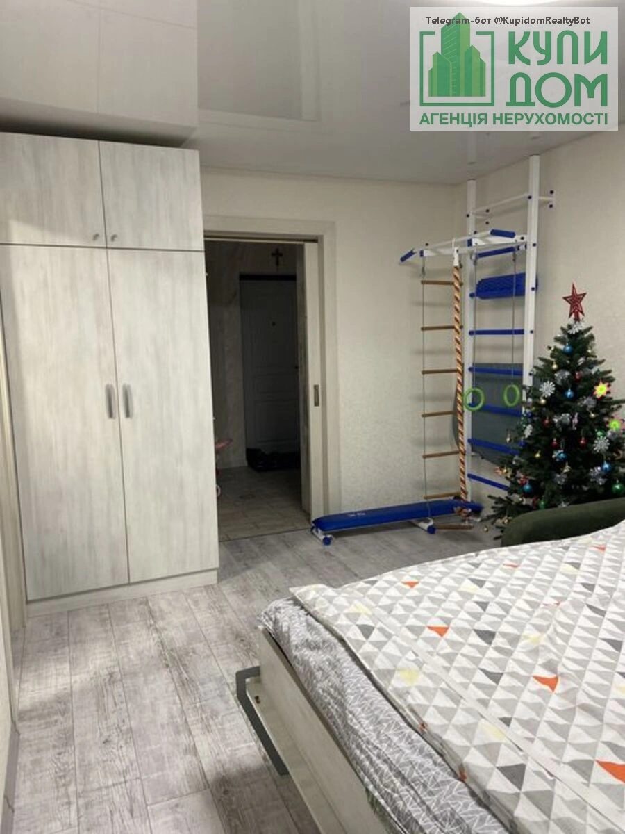 Продаж квартири 2 кімнати, 51 m², 2 пов./5 поверхів. 777, Кременчуцька вул., Кропивницький. 