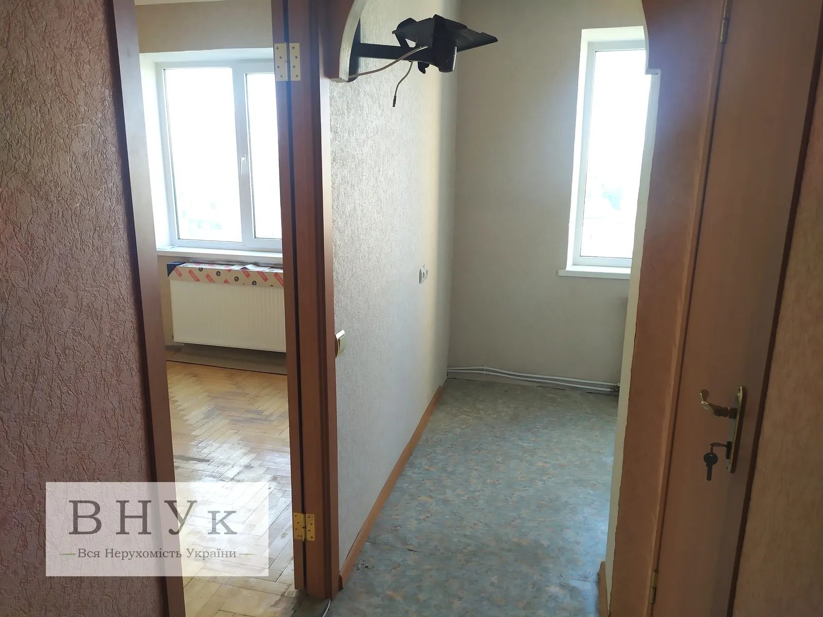 Apartments for sale 1 room, 36 m², 8th fl./9 floors. Lesi Ukrayinky vul., Ternopil. 