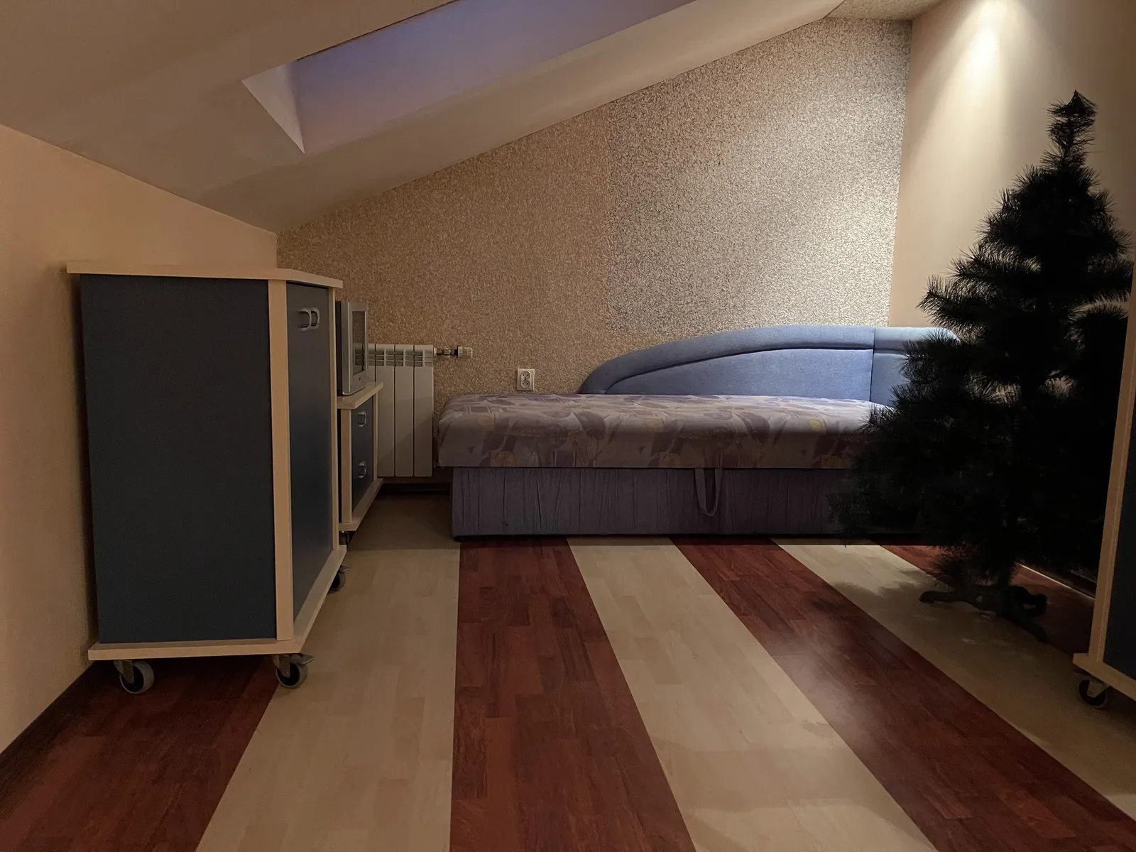 Продаж квартири. 3 rooms, 92 m², 5th floor/5 floors. Академіка Сахарова , Тернопіль. 