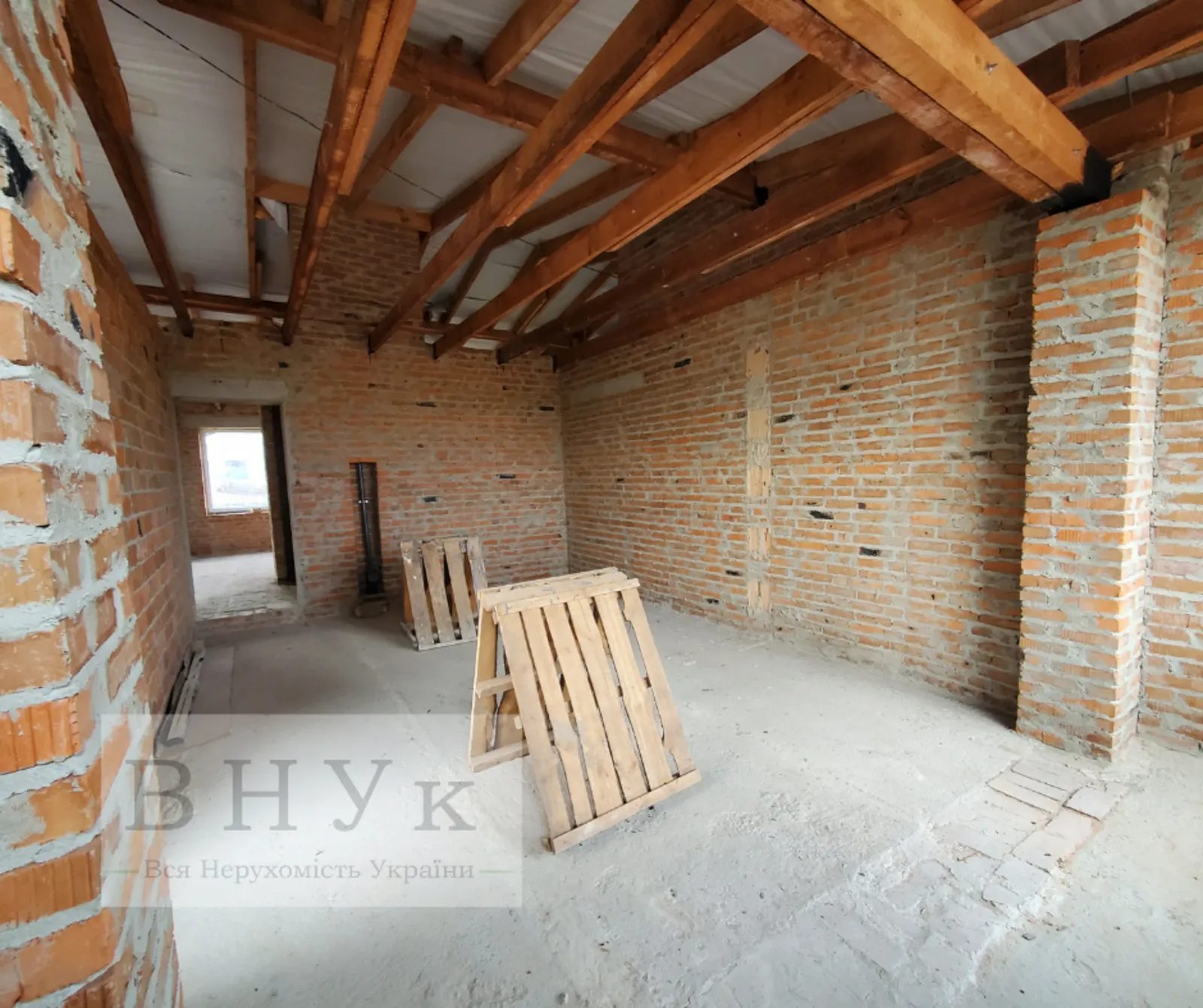 Продаж квартири 2 кімнати, 80 m², 4 пов./4 поверхи. Петриків / Шептицького вул., Тернопіль. 