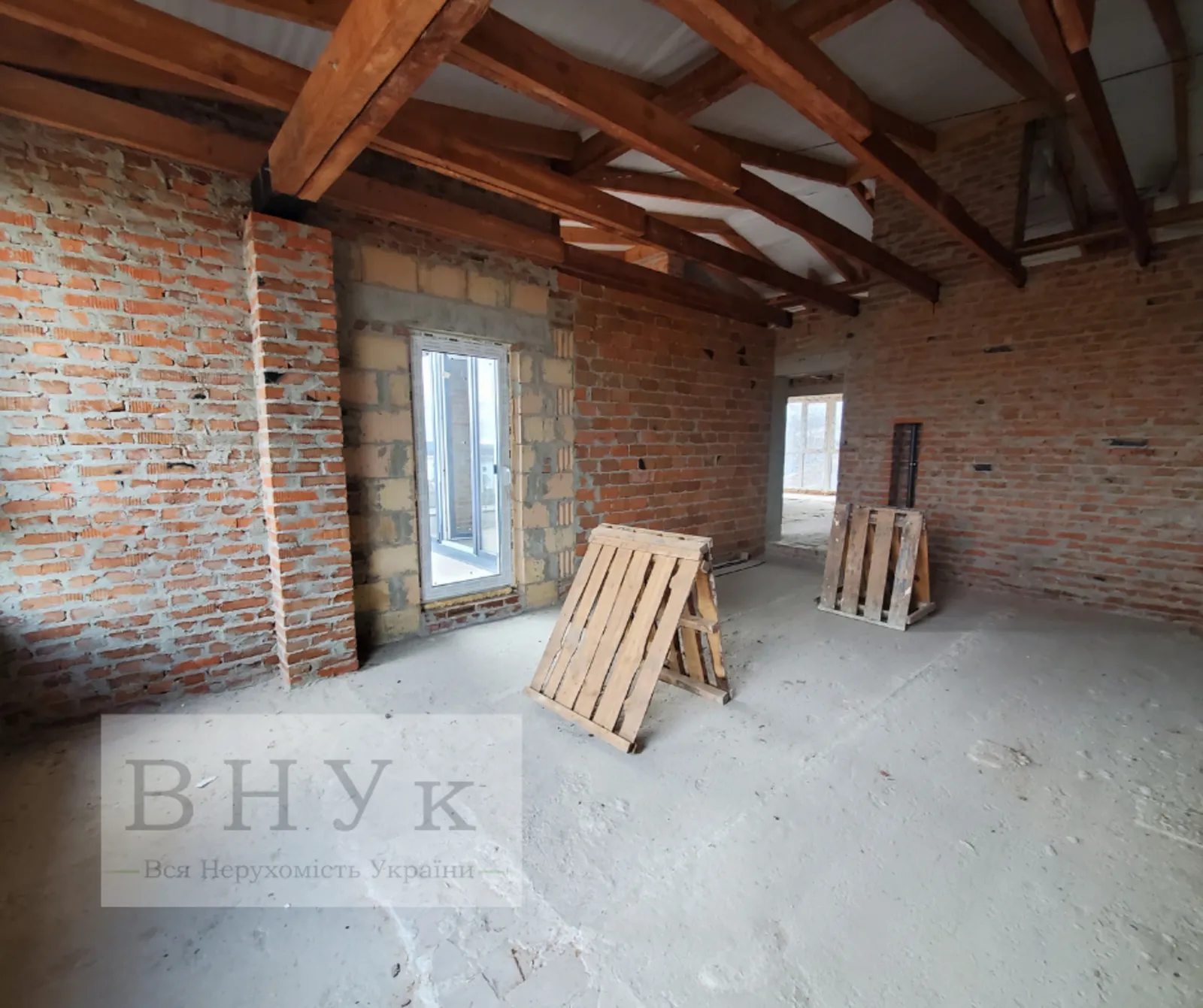 Продаж квартири 2 кімнати, 80 m², 4 пов./4 поверхи. Петриків / Шептицького вул., Тернопіль. 