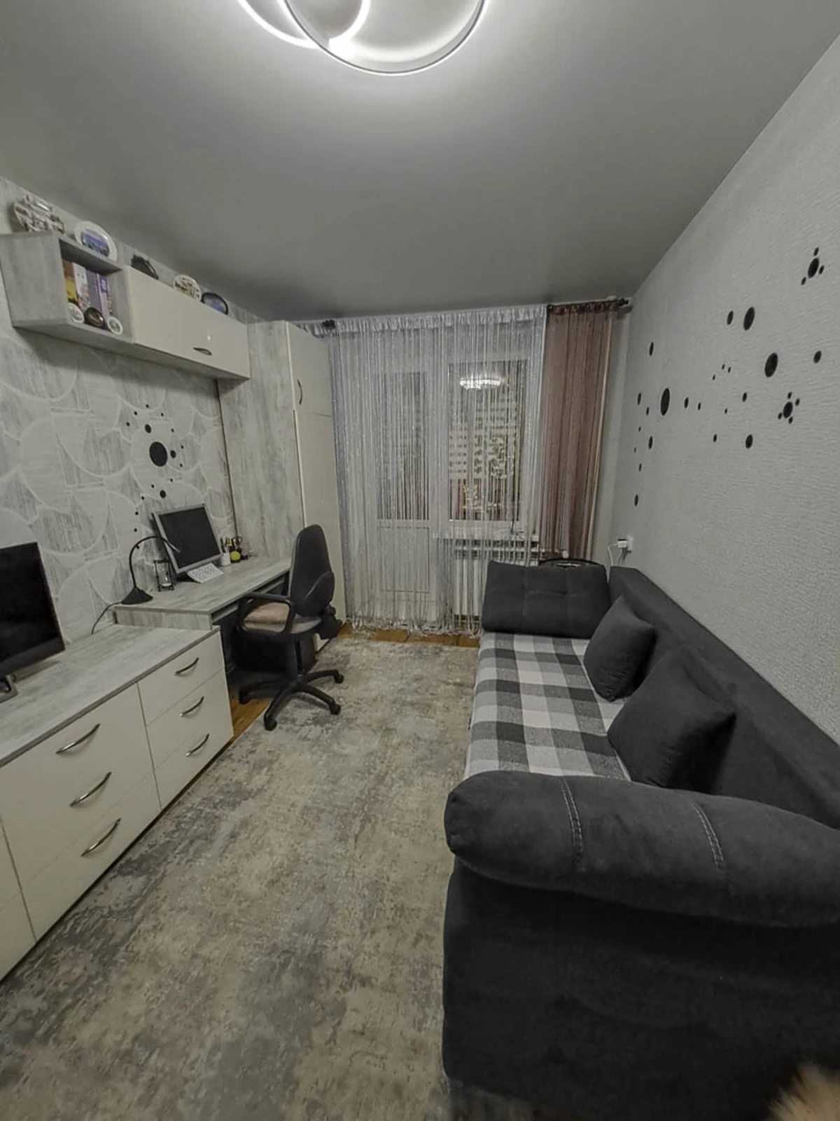 Продаж квартири. 4 rooms, 85 m², 2nd floor/9 floors. Центр, Тернопіль. 