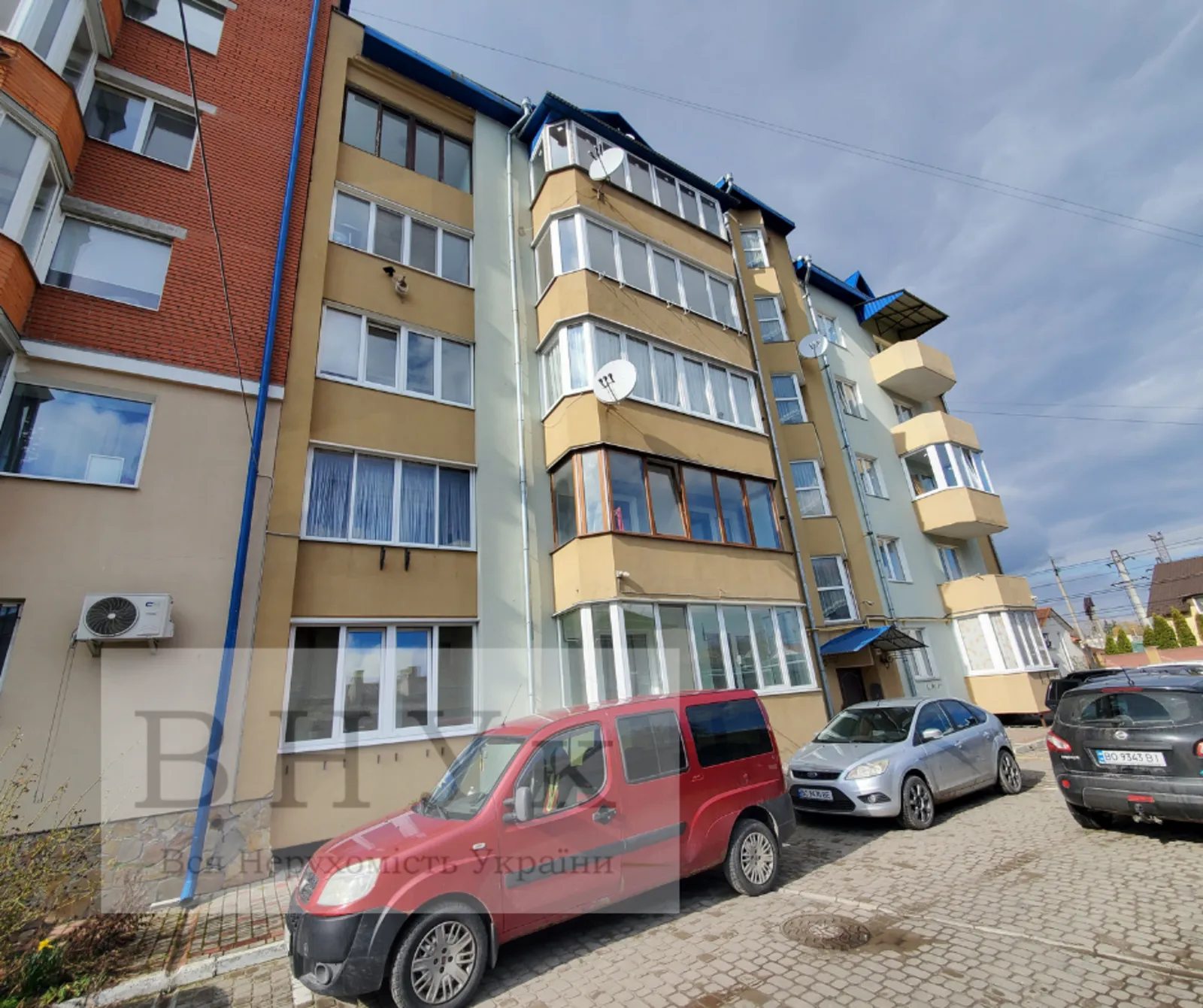 Apartments for sale 3 rooms, 78 m², 5th fl./5 floors. Novyy Svit vul., Ternopil. 