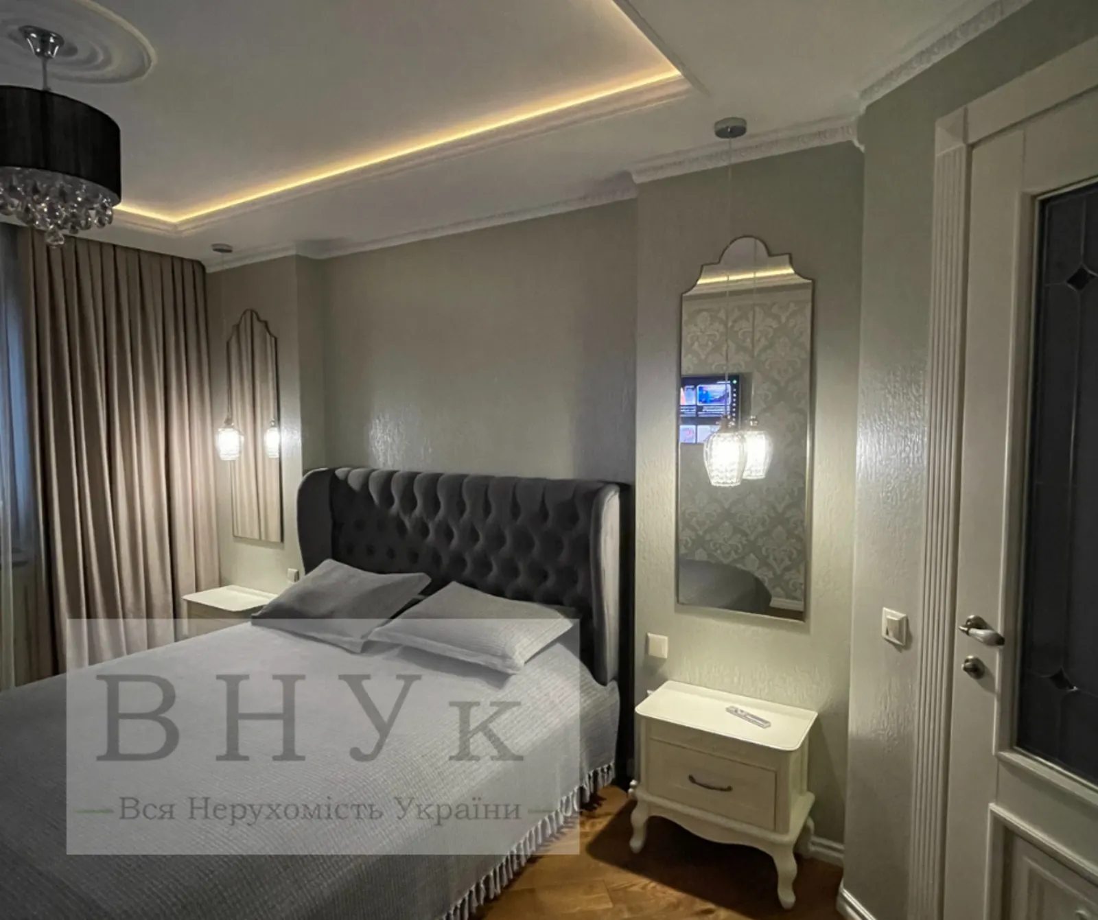 Apartments for sale. 3 rooms, 90 m², 1st floor/5 floors. Verbytskoho Mykhayla , Ternopil. 