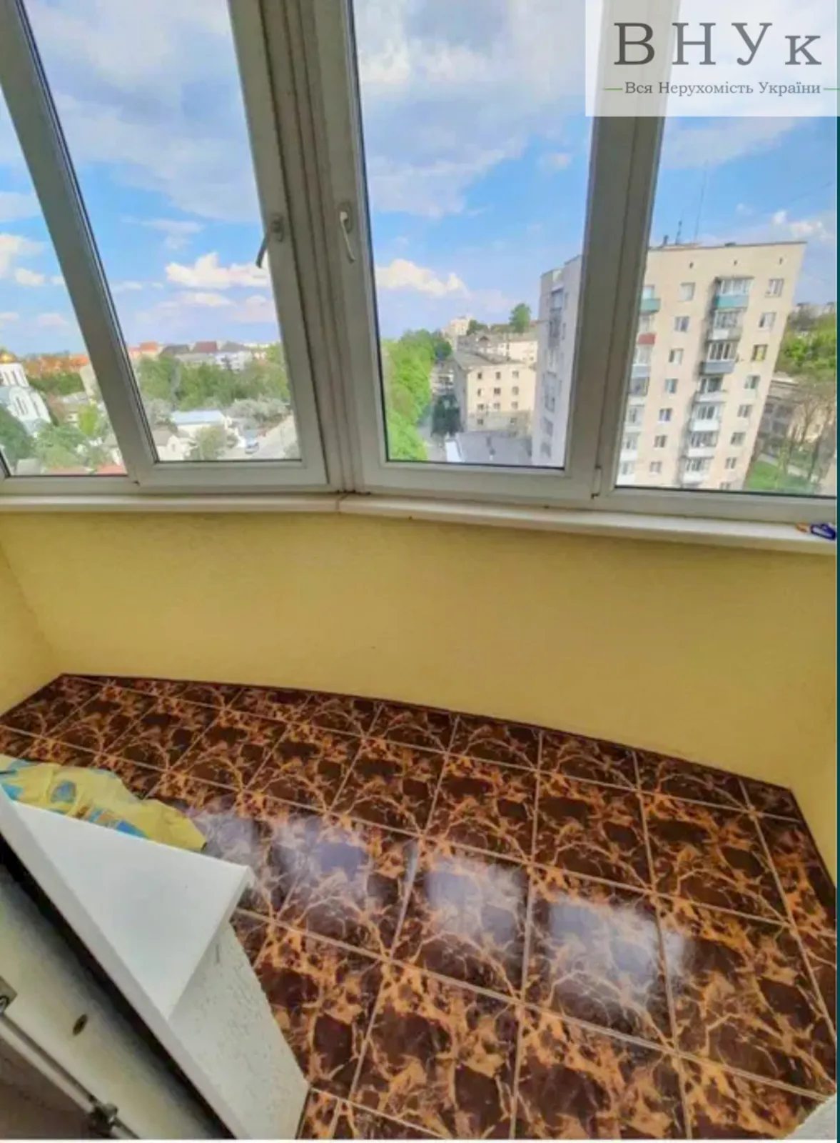 Продаж квартири. 3 rooms, 99 m², 8th floor/9 floors. Бандери С. вул., Тернопіль. 
