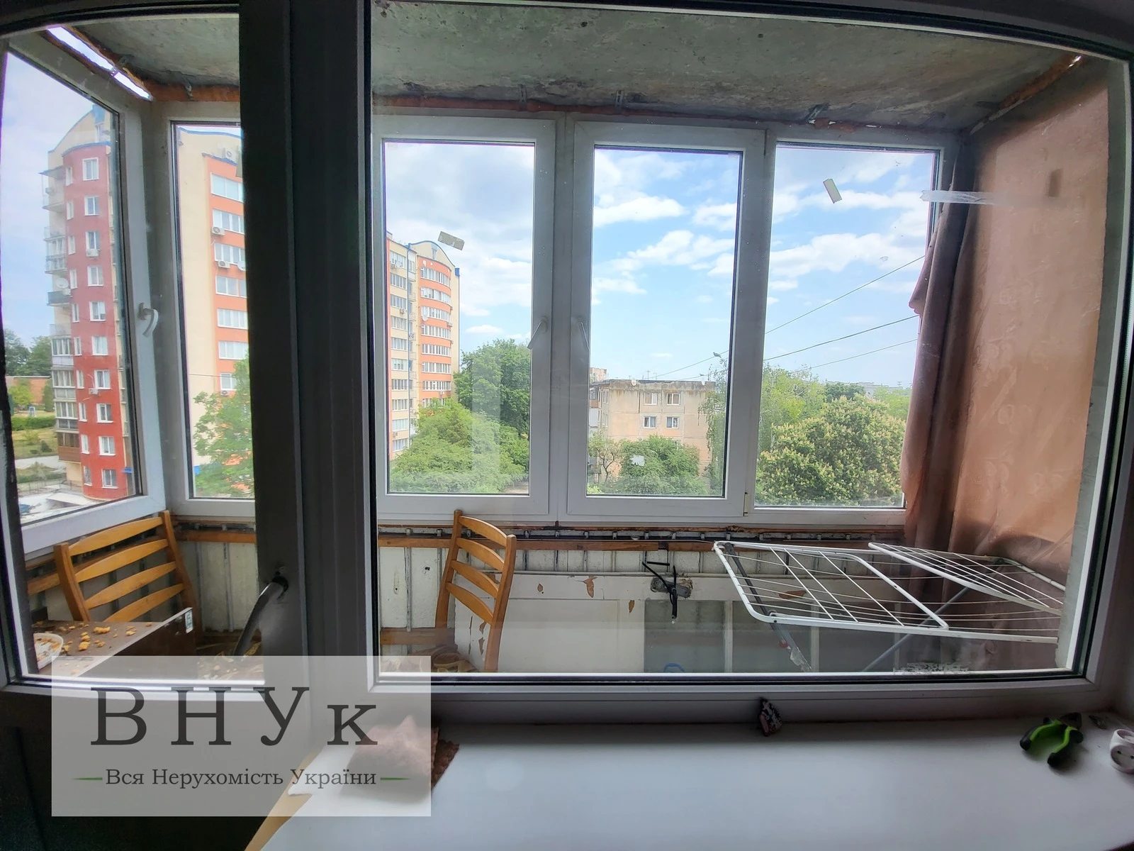 Apartments for sale. 2 rooms, 48 m², 5th floor/5 floors. Karpenka vul., Ternopil. 