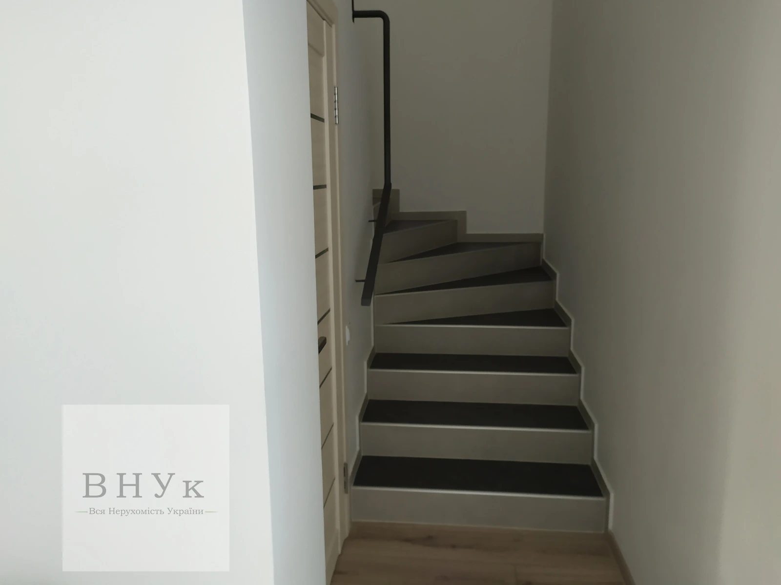 House for sale. 118 m², 2 floors. 0, Druzhby , Ternopil. 