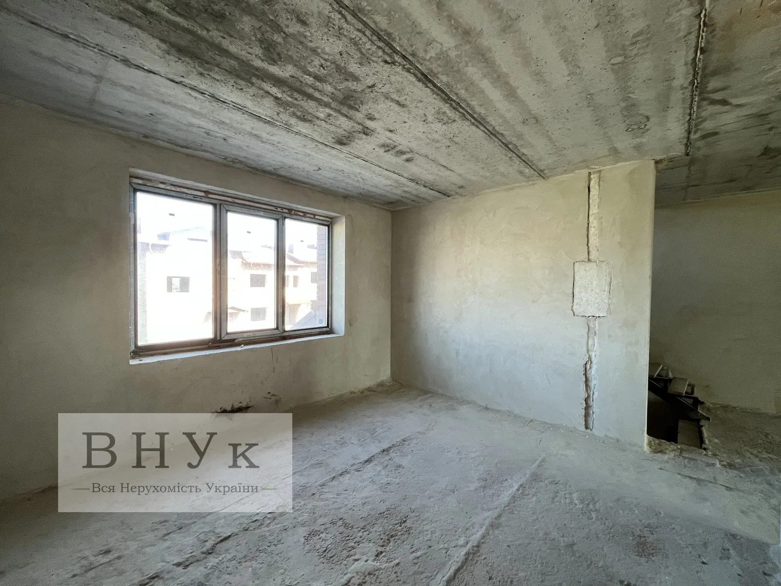 House for sale. 186 m², 3 floors. Petrykiv  Nalyvayka S. vul., Ternopil. 