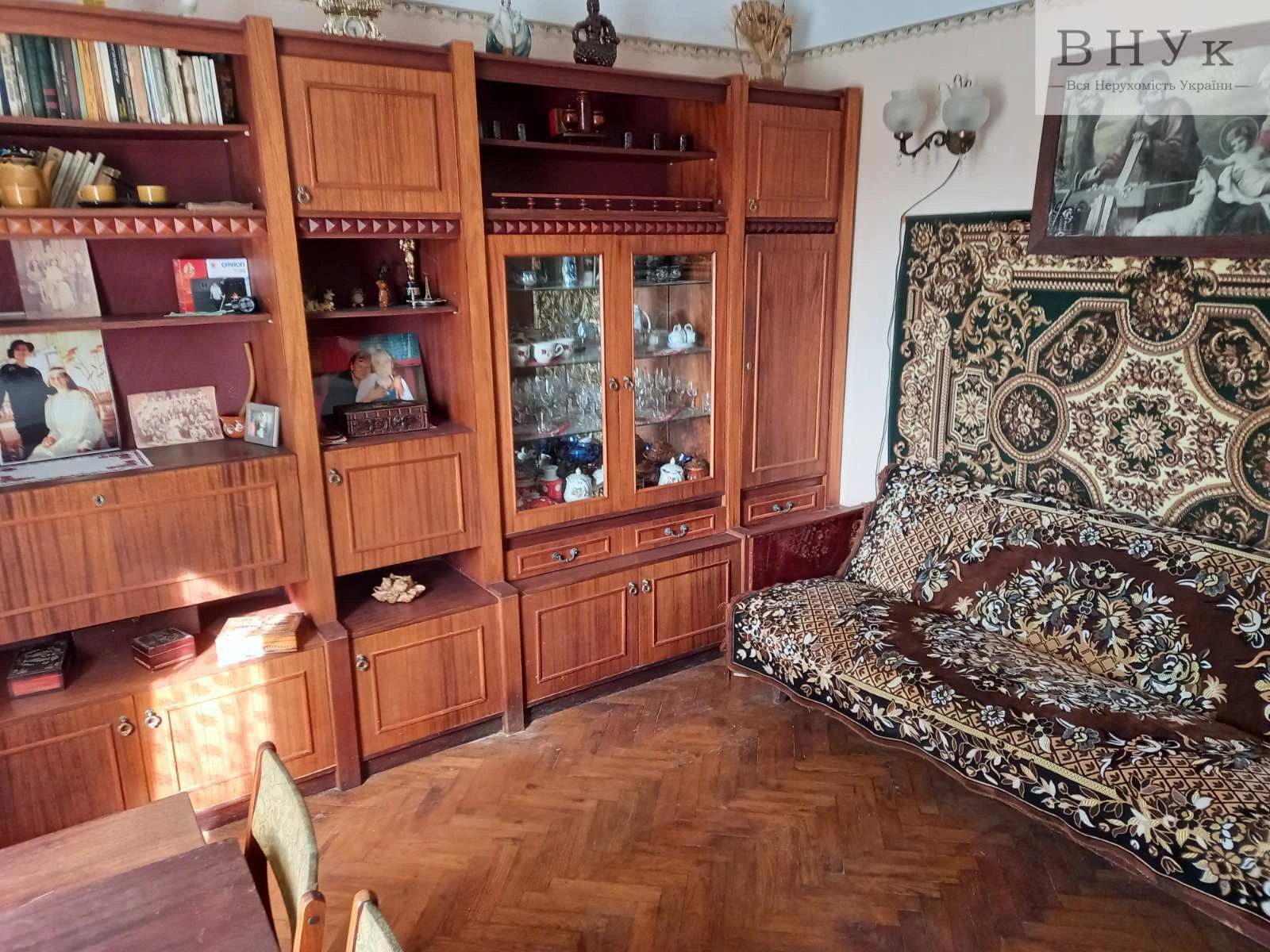 House for sale. 84 m², 1 floor. Velyka Berezovytsya  Myru vul., Ternopil. 