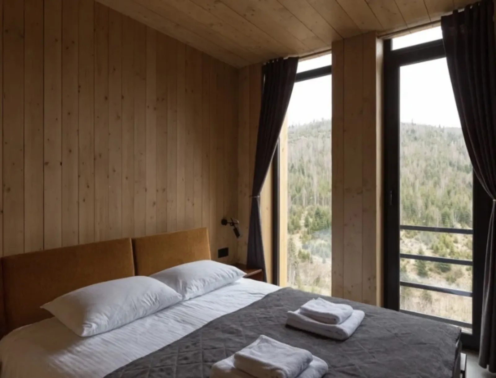 Продам чудовий апарт-готель Chalet Panorama в гірсько-лижному курорті Буковель