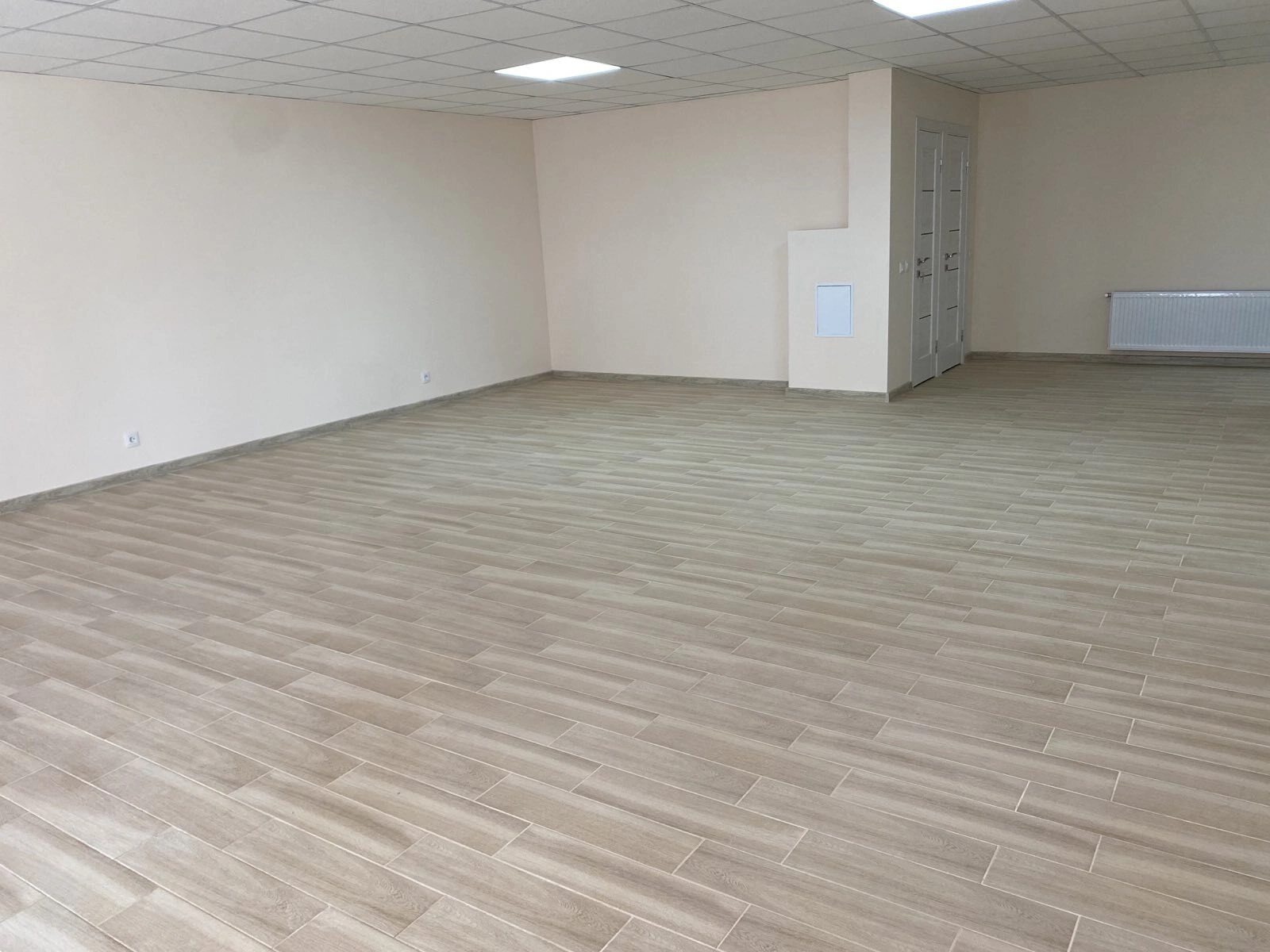 Commercial space for sale. 70 m², 1st floor/10 floors. Kyyivska vul., Ternopil. 