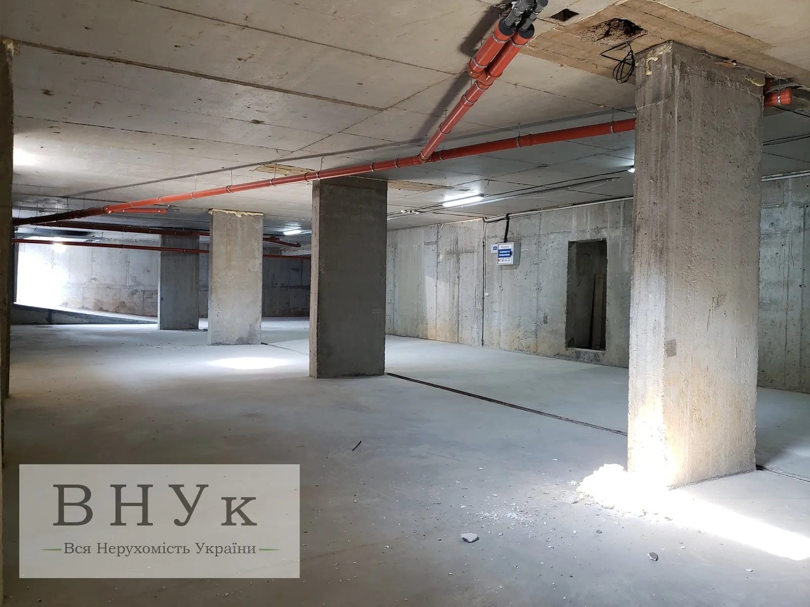 Commercial space for sale. 500 m², 6 floors. Petrykivska , Ternopil. 