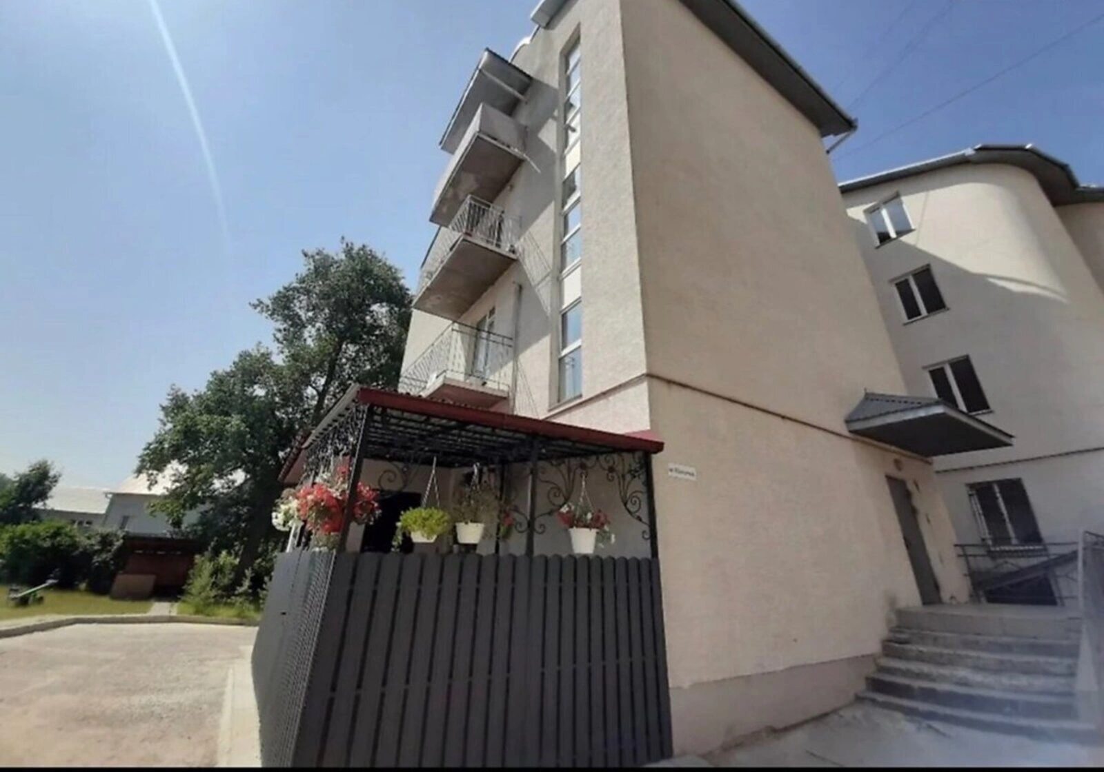 Продаж квартири. 4 rooms, 272 m², 1st floor/4 floors. Дорошенка Гетьмана вул., Тернопіль. 