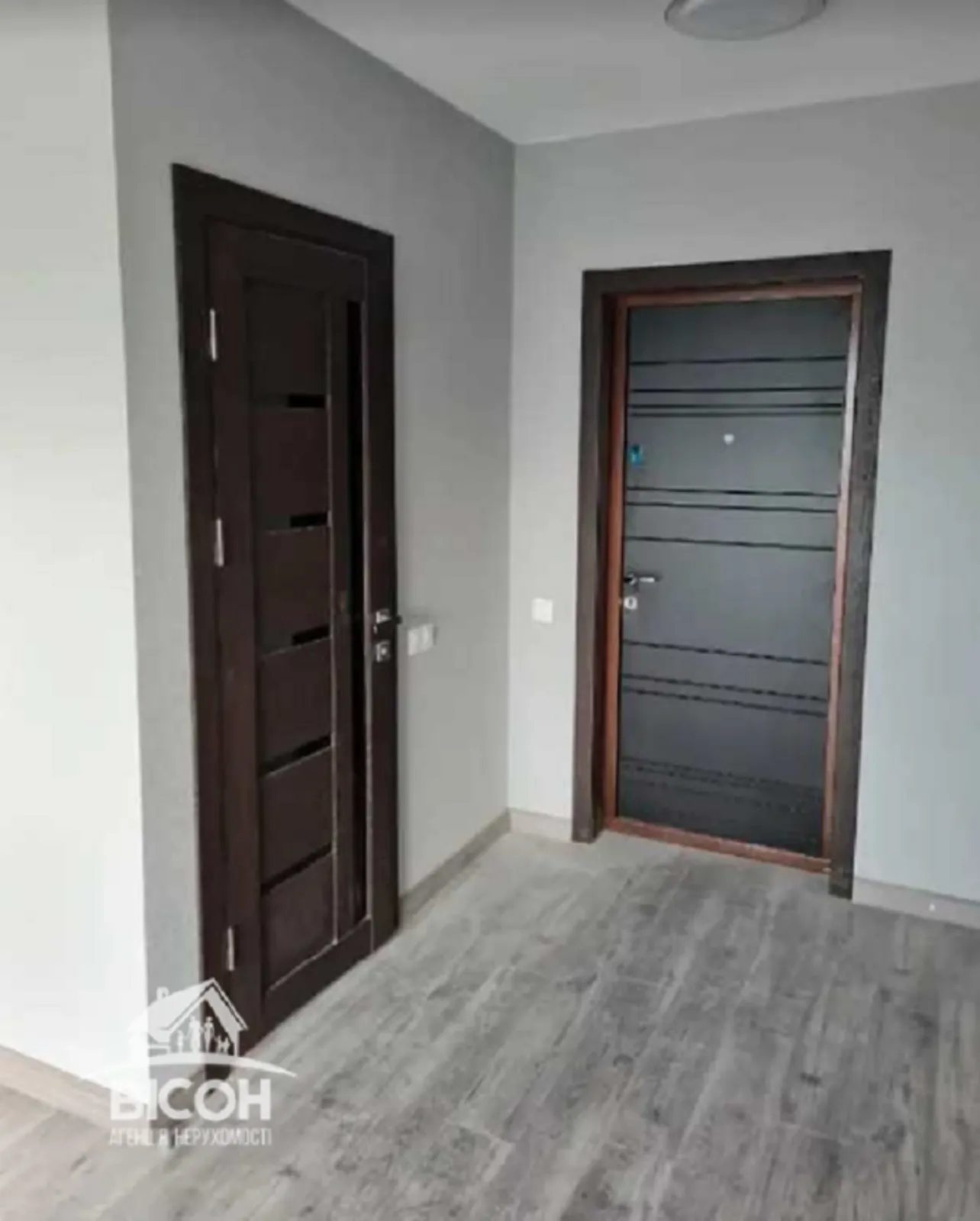 Apartments for sale. 2 rooms, 38 m², 2nd floor/4 floors. Brodivska vul., Ternopil. 