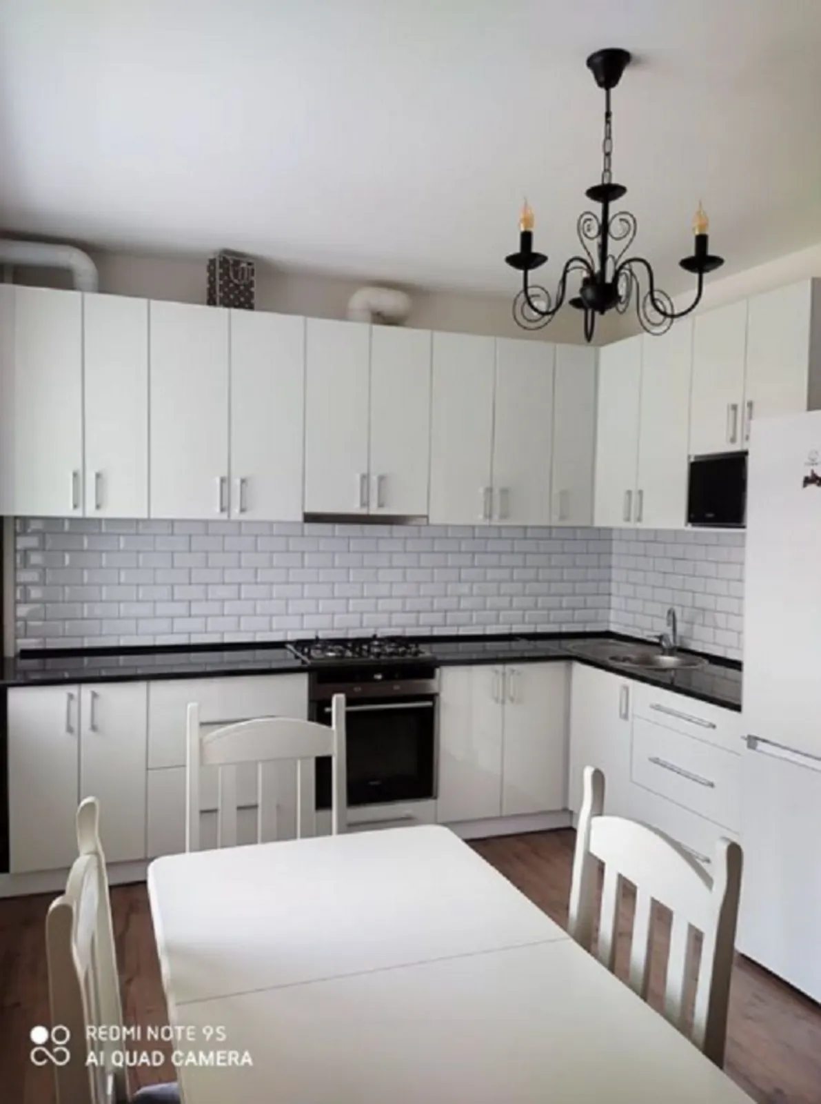Apartments for sale. 2 rooms, 56 m², 5th floor/8 floors. Brodivska vul., Ternopil. 