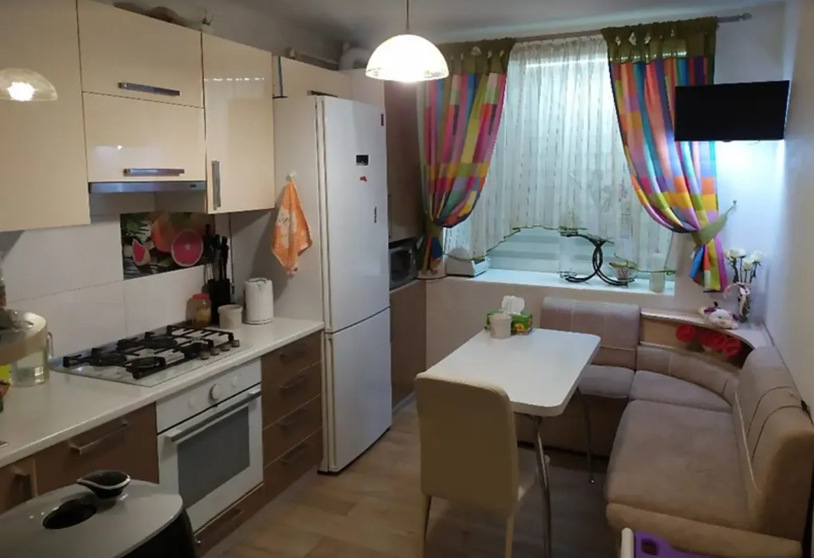 Продаж квартири. 3 rooms, 73 m², 1st floor/9 floors. Куліша П. б-р, Тернопіль. 