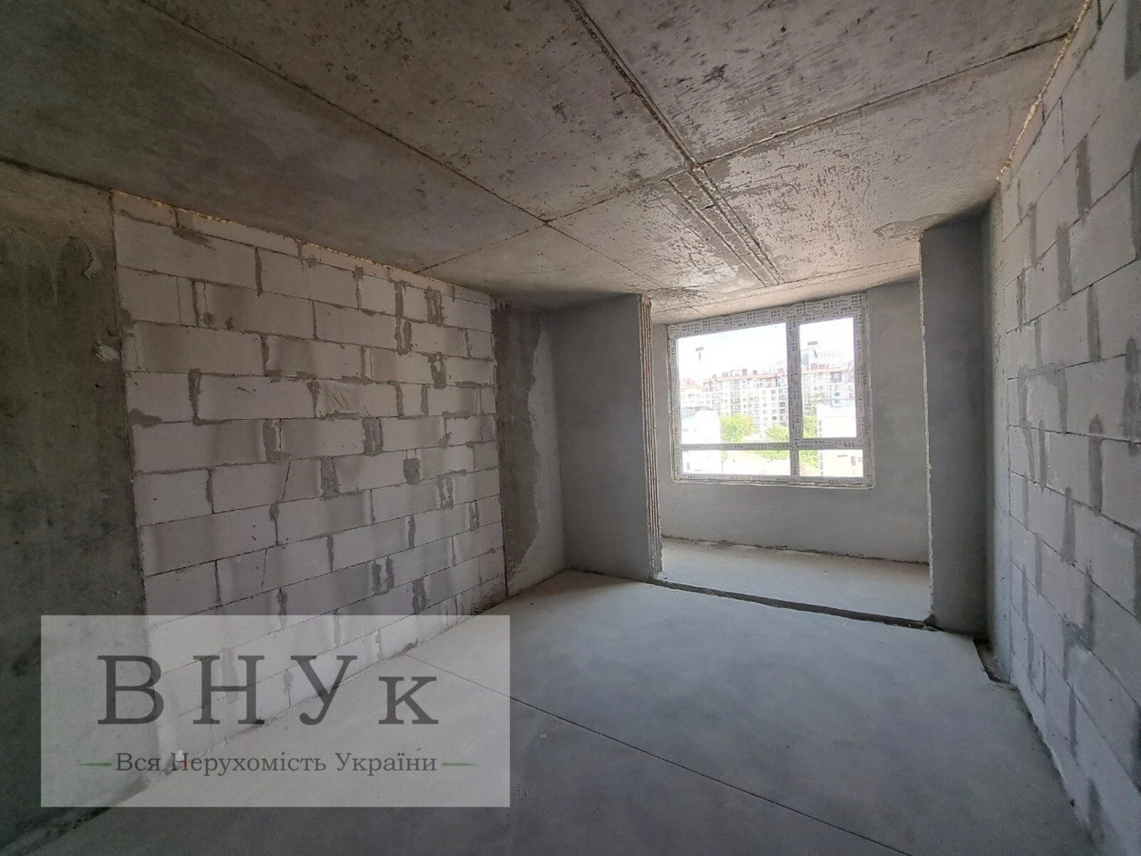 Apartments for sale. 3 rooms, 99 m², 6th floor/10 floors. Zhyvova vul., Ternopil. 