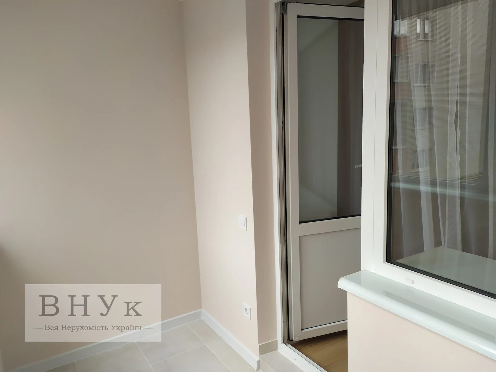 Продаж квартири 2 кімнати, 74 m², 3 пов./11 поверхів. Лучаківського вул., Тернопіль. 