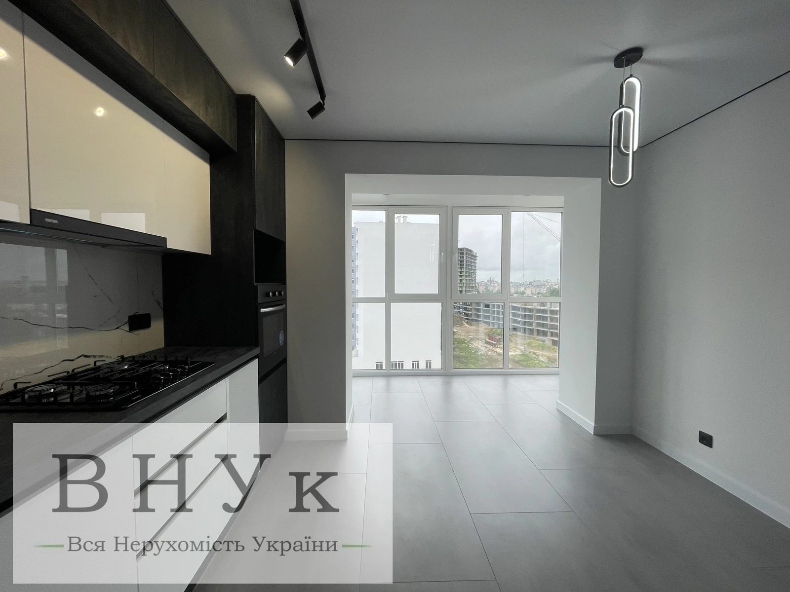 Apartments for sale. 1 room, 47 m², 10th floor/11 floors. Ilyenka , Ternopil. 